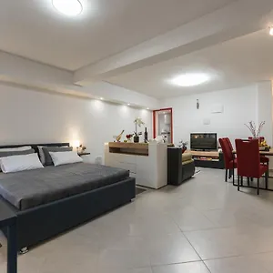 Apartment Mirakul, Zadar