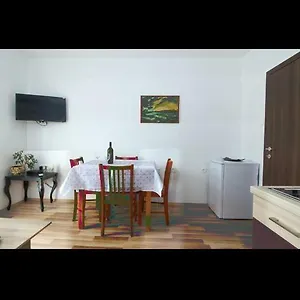 apartment-luskino-i.primorje-gorskikotar.com/